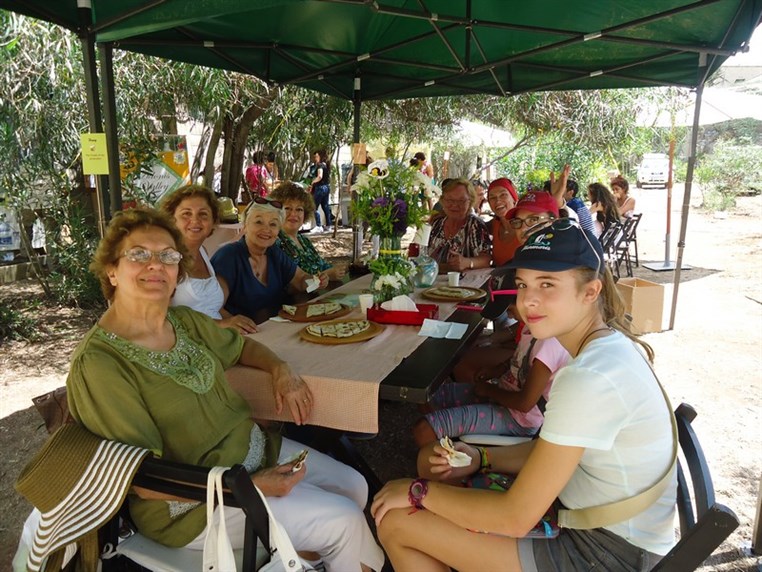 9th Annual Honey Harvest Event 